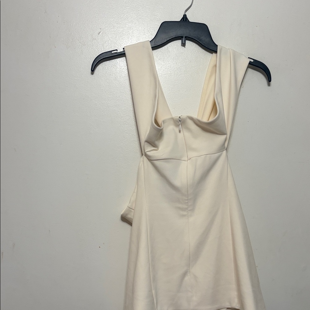 Express Cream Backless Top - Picture 2 of 5